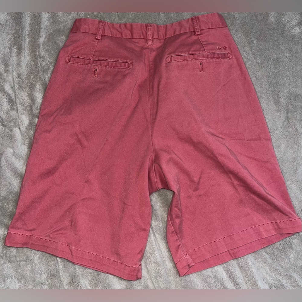 Izod Saltwater Stretch Men’s Red Shorts Size 34 Waist 9.5” inseam - Picture 3 of 3